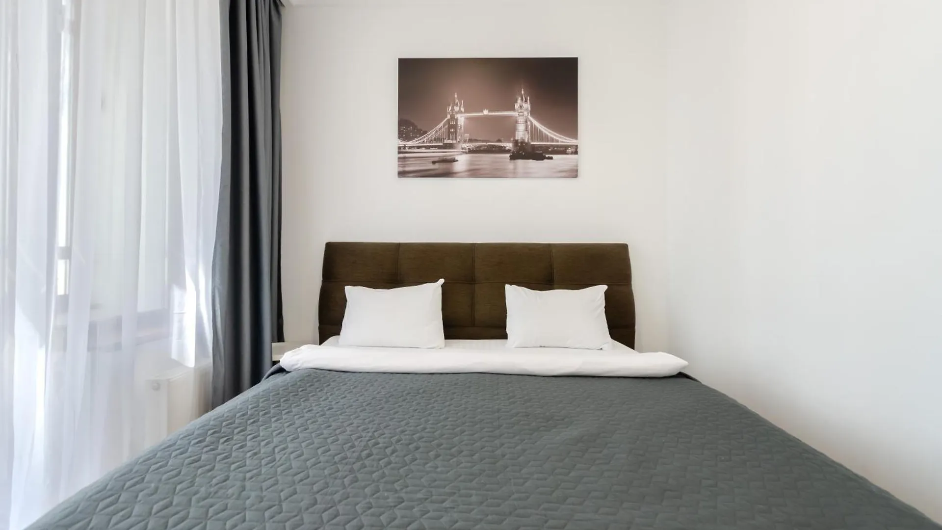 Petrovdom Apartments 13-1327 In Rc Diplomat Hall, Zhylianska 59 Kiew Ukraine