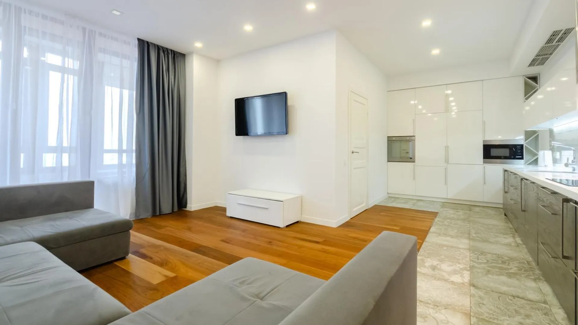 Petrovdom Apartments 13-1327 In Rc Diplomat Hall, Zhylianska 59 Kiew