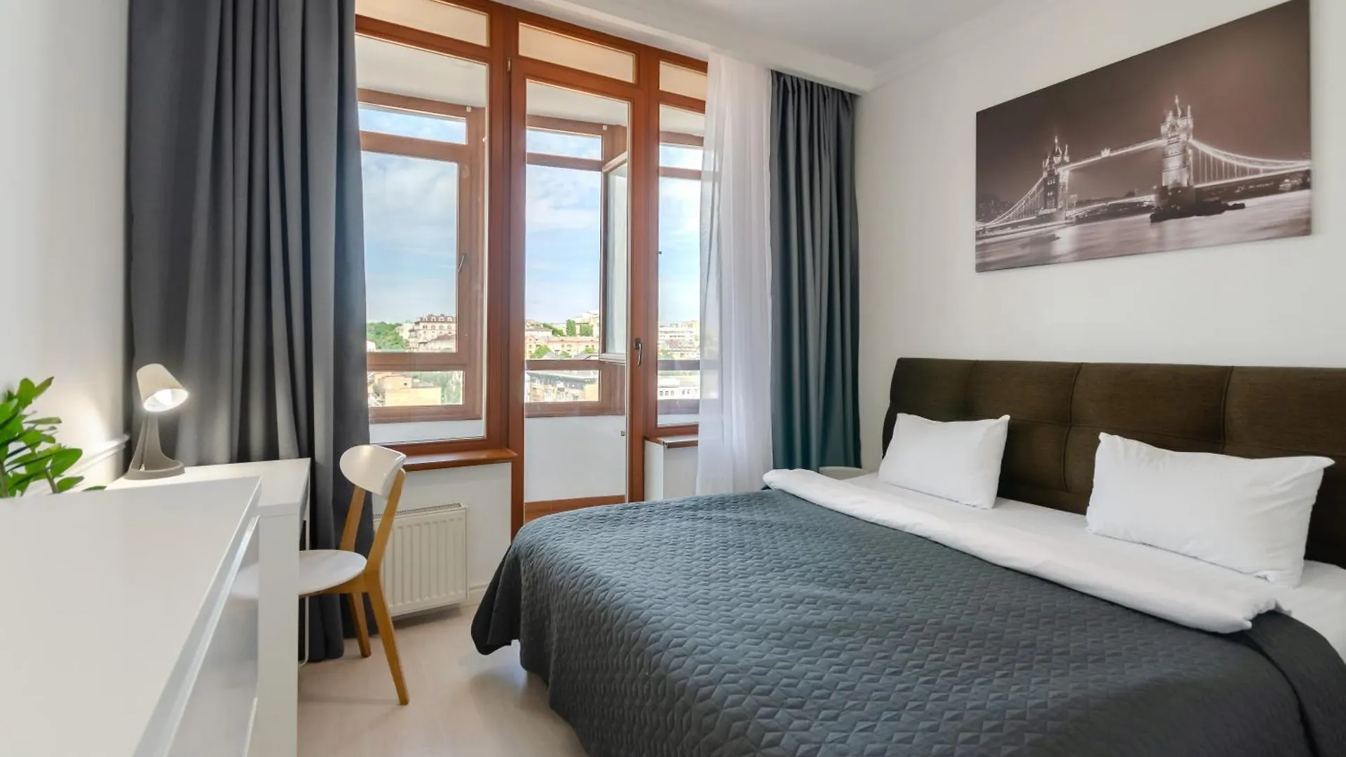 Petrovdom Apartments 13-1327 In Rc Diplomat Hall, Zhylianska 59 Kiev Ucraina